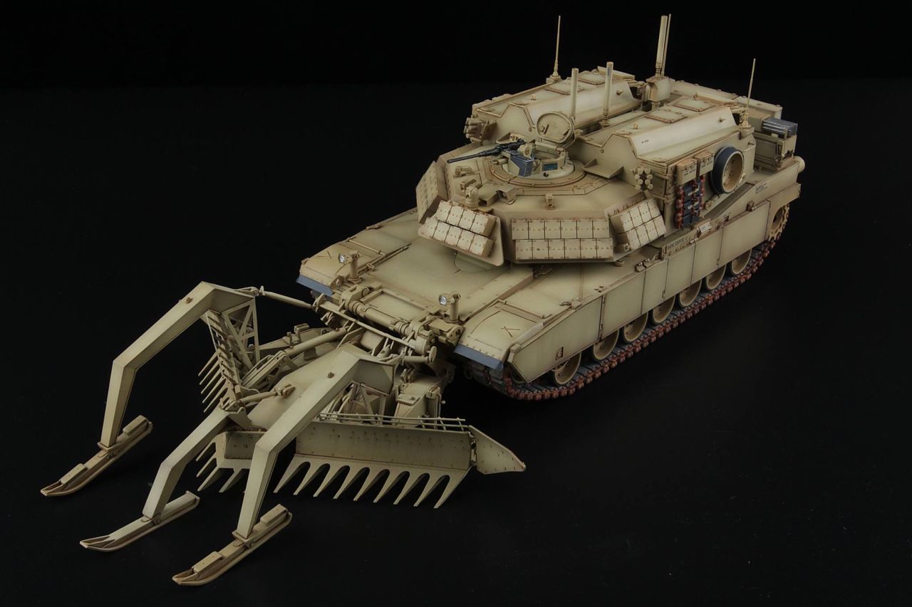 RFM M1 Assault breacher vehicle 1/35