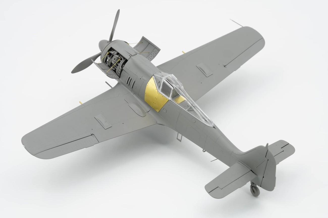 Border Model Focke-Wulf Fw190A-8 R2/R6/R7/R8 (4 in 1) 1/35