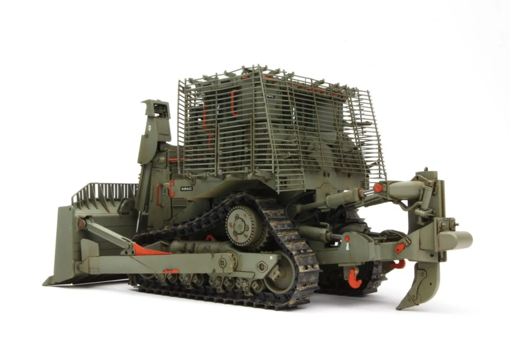 MENG D9R Armored Bulldozer w/Slat Armor 1/35