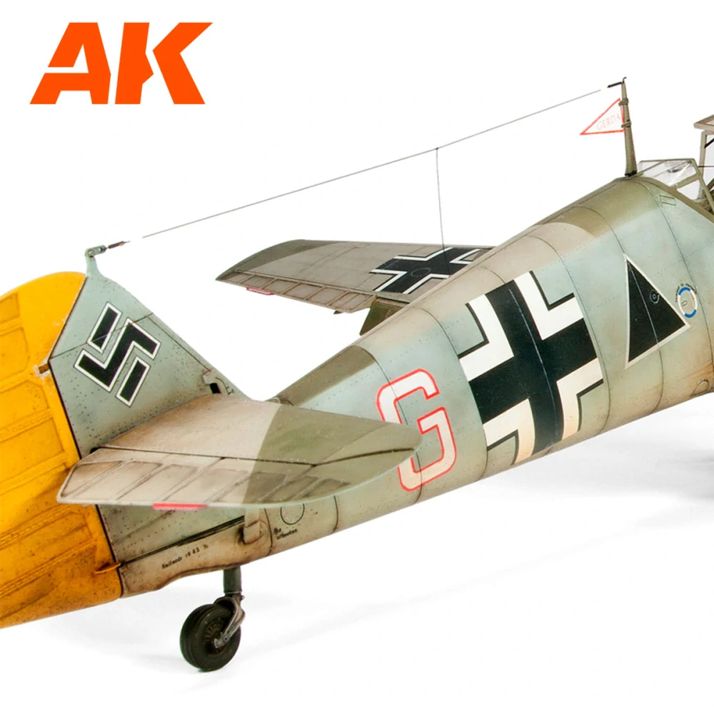 AK Elastic Rigging Bobbin Super-Thin 20m (1/32, 1/35, 1/48, 1/350) / Elastické vlákno - 0,045mm