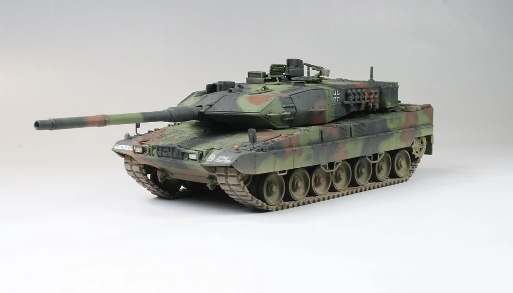 Vespid Models Leopard 2 A7V German MBT 1/72