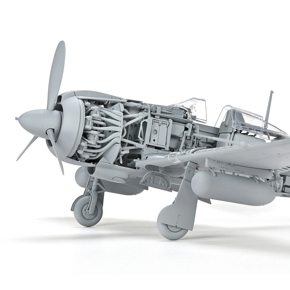 Zoukei-Mura KAWASAKI KI-100-I OTSU TYPE 5 FIGHTER 1/32 (Předobjednávka říjen/listopad)