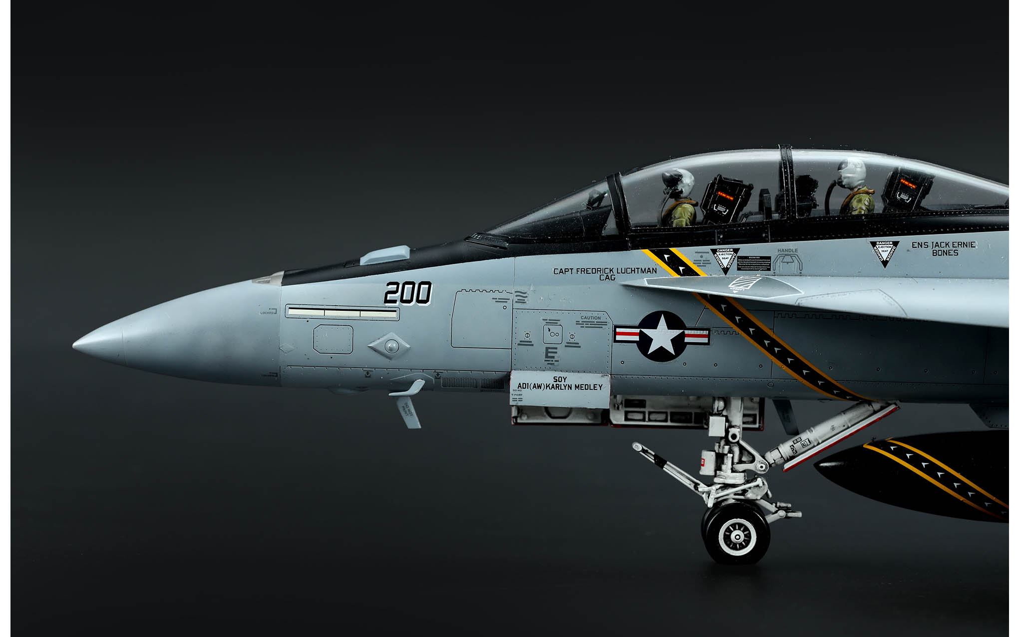MENG Boeing F/A-18F Super Hornet 1/48