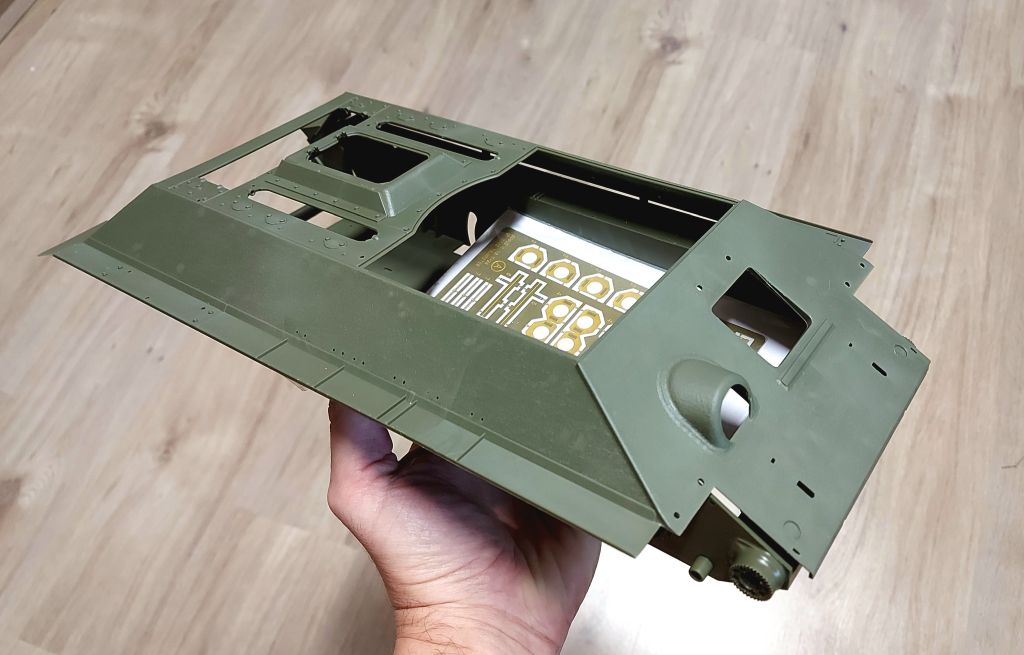 Trumpeter T-34/85 Model 1944 “Factory No 183” 1/16