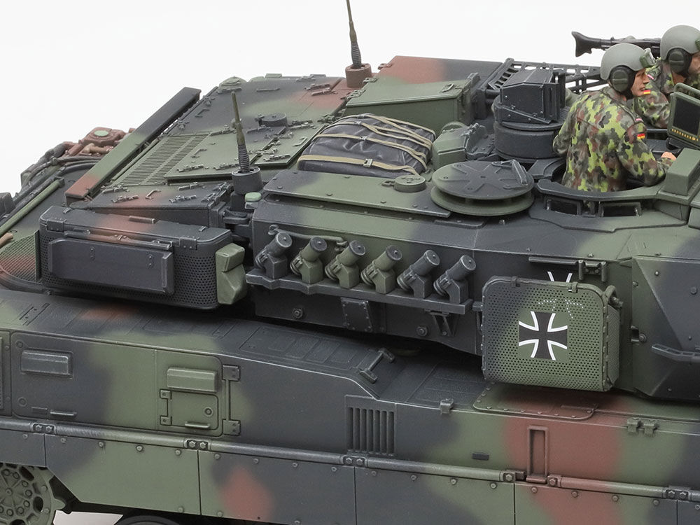 Tamiya Leopard 2 A7V German MBT 1/35