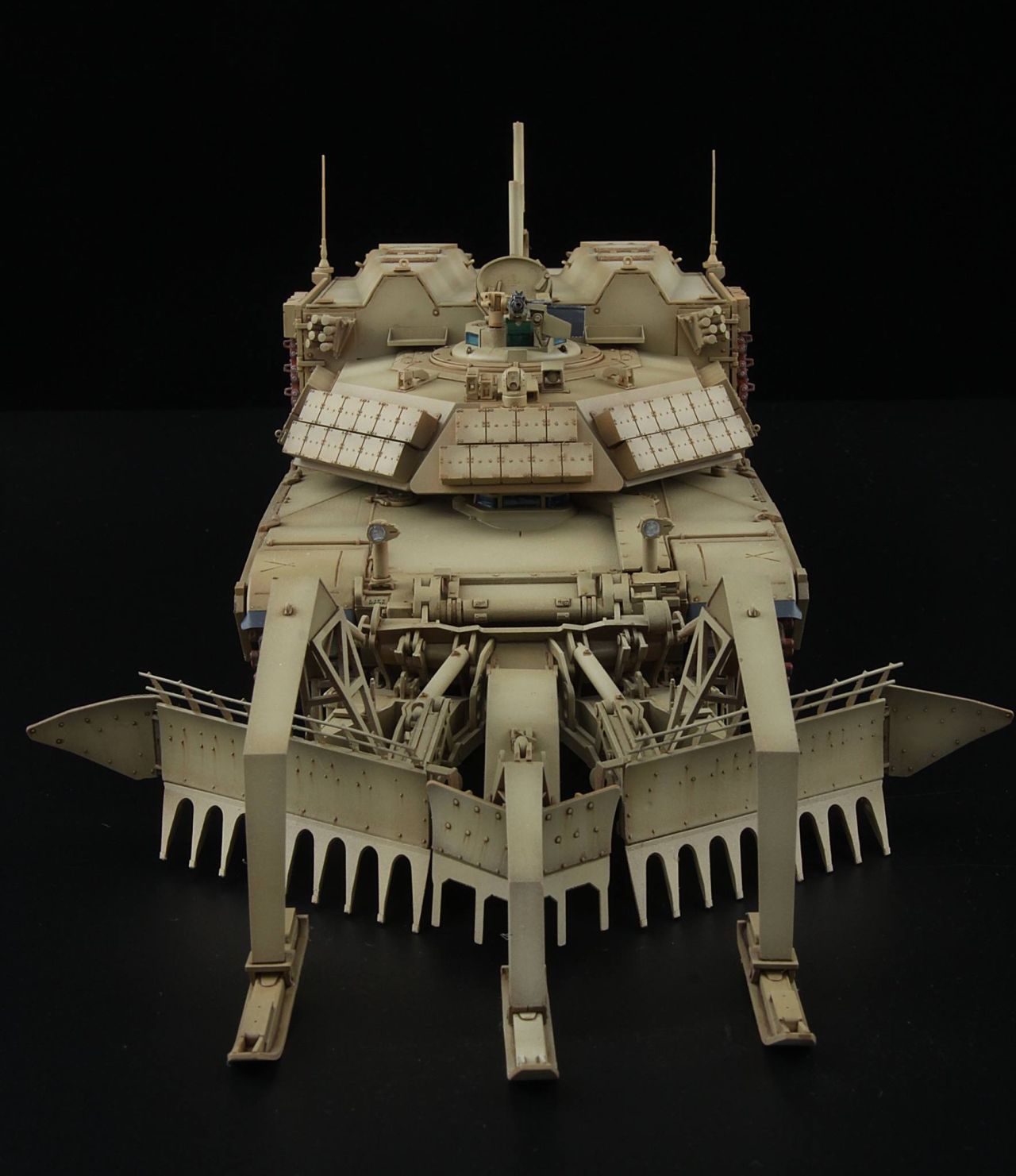 RFM M1 Assault breacher vehicle 1/35