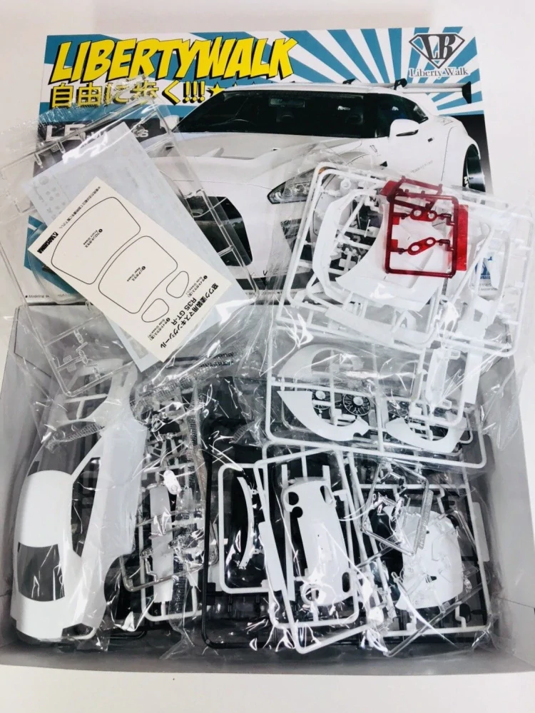 Aoshima LB Works Nissan R35 GT-R type 1.5 1/24