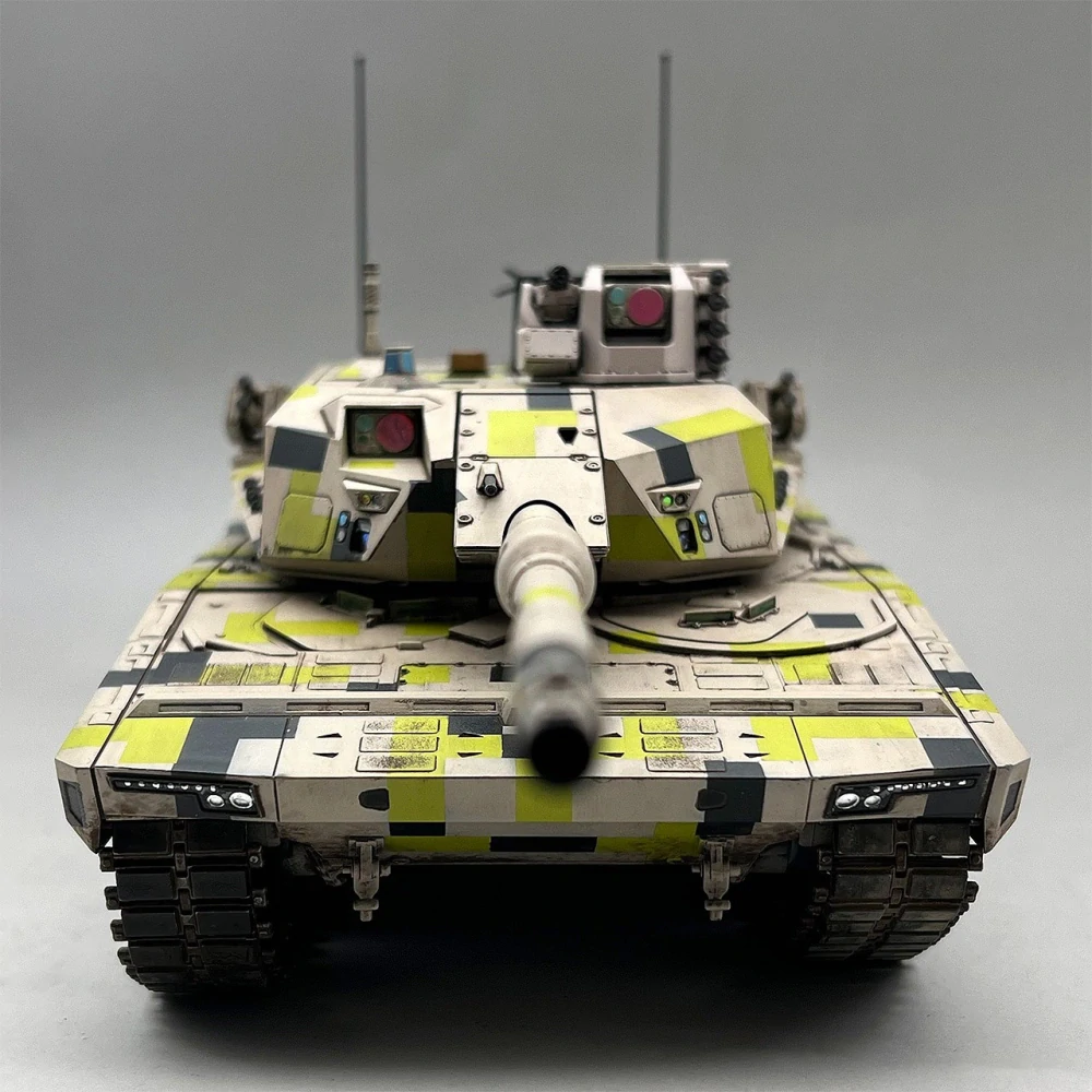 Amusing KF51-U Main Battle Tank 1/35