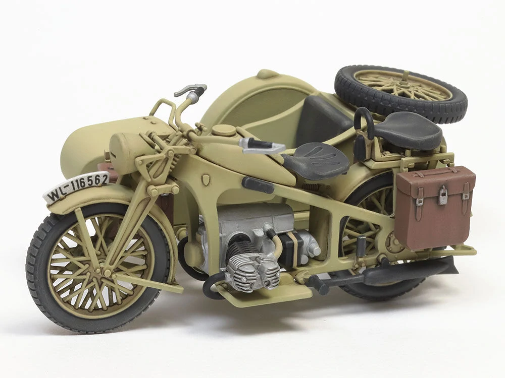 Tamiya KS600 & Sidecar 1/35