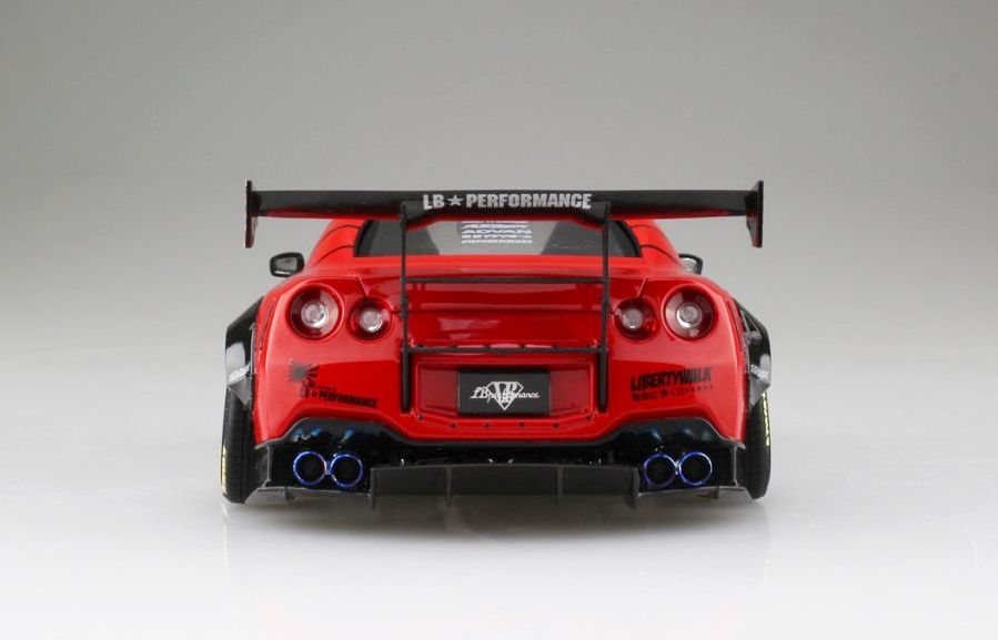 Aoshima LB Works Nissan R35 GT-R type 2 Ver.2 1/24
