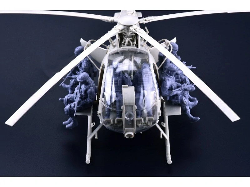 Kitty Hawk AH-6J/MH-6J Little Bird w/Figures 1/35