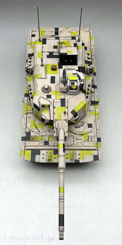 Amusing KF51-U Main Battle Tank 1/35