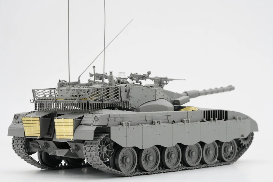 Border Model Merkava Mk.2 w/ Full Interior & Workable Tracks 1/35