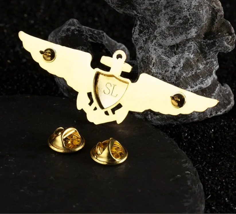 Kovová brož pilotů US NAVY "Wings of Gold"