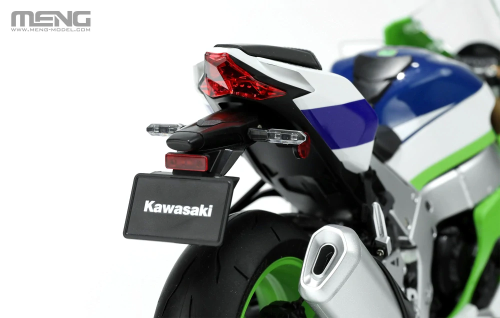 MENG Kawasaki Ninja ZX-10R (Pre-colored Edition) 1/9
