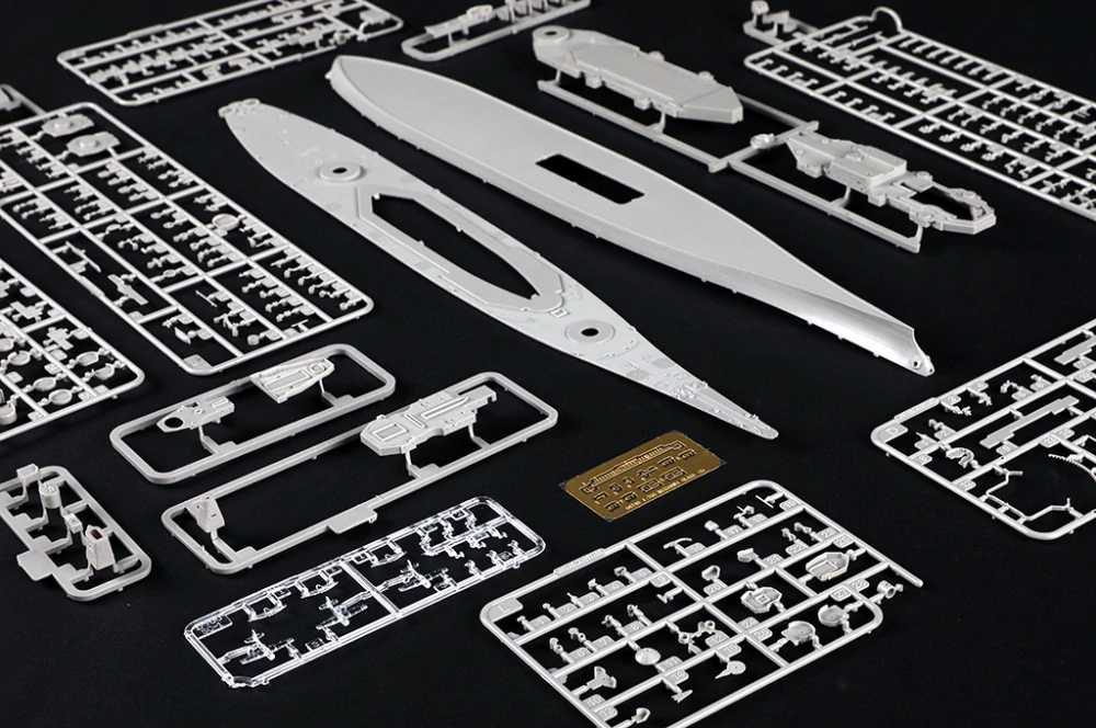 Trumpeter USS Missouri BB-63 1/700