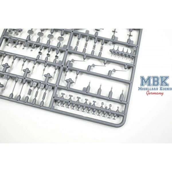 Very Fire U.S. Navy Heavy Cruiser CA-139 USS SALEM 1/700