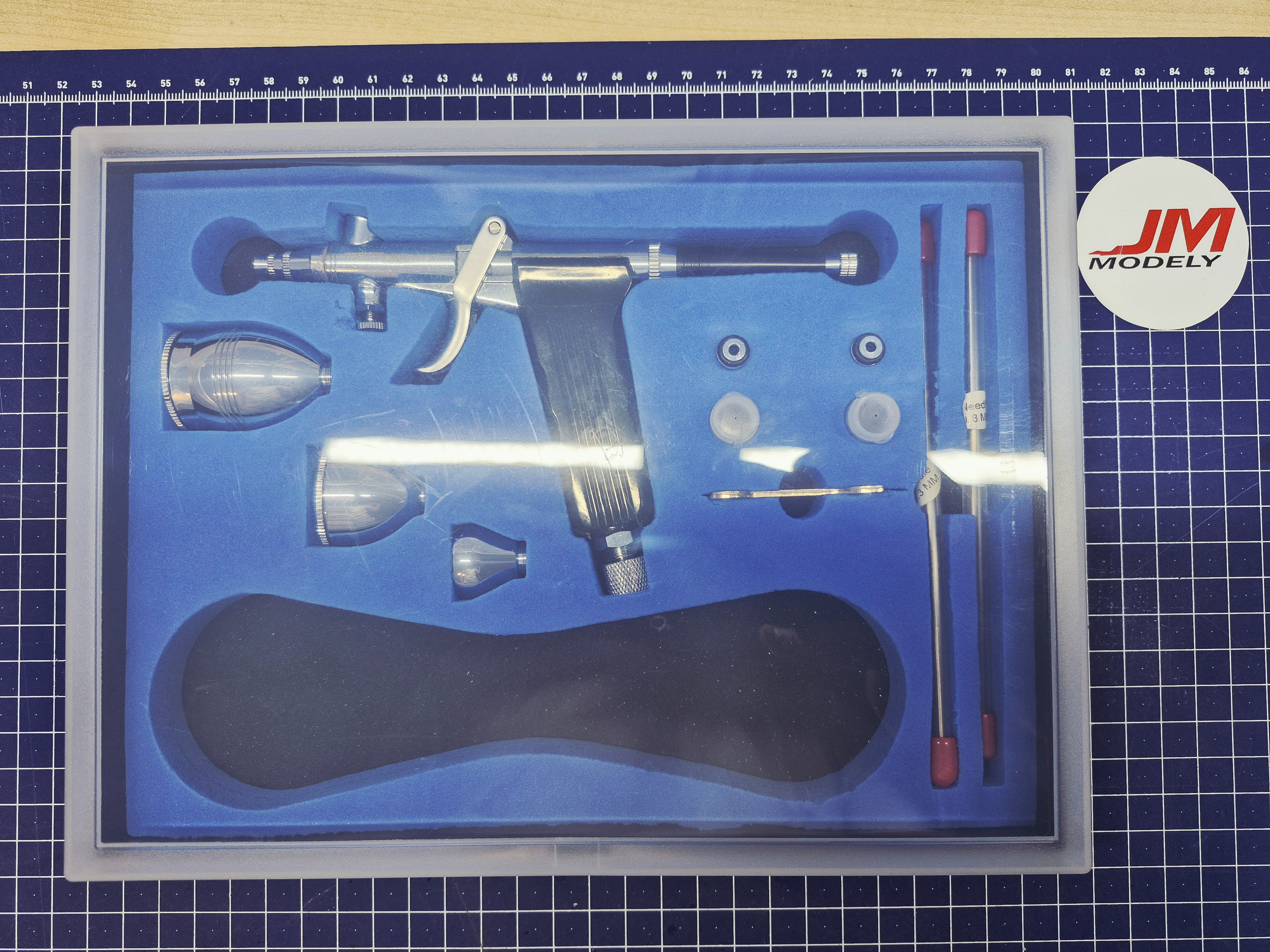 Belkits Gravity Feed Double Action Airbrush Set 0.3mm + 0.5mm + 0.8mm (Trigger type) / Testovací kus