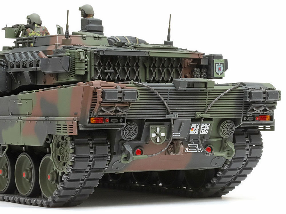 Tamiya Leopard 2 A7V German MBT 1/35