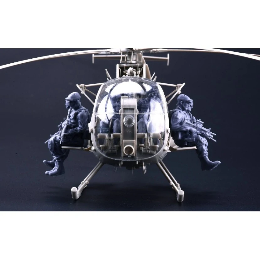 Kitty Hawk AH-6J/MH-6J Little Bird w/Figures 1/35