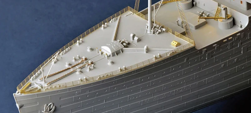 Trumpeter Titanic (LED verze) 1/200