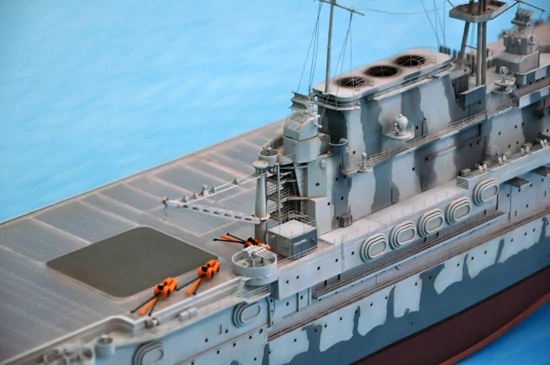 I Love Kit USS Hornet CV-8 1/200