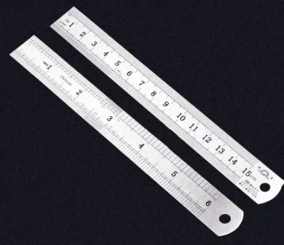 Pravítko ocelové řezací - 15cm